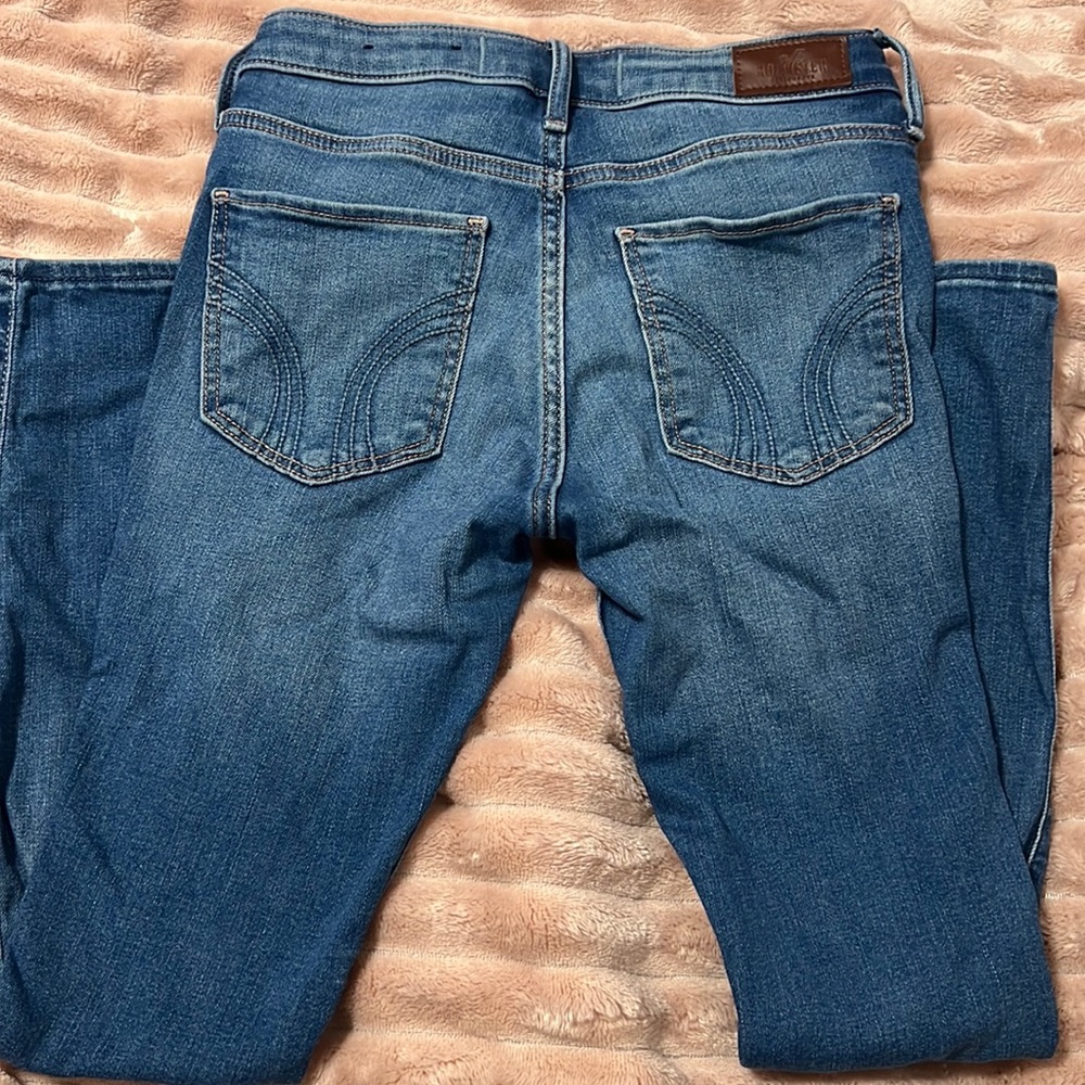 Mid rise skinny jeans